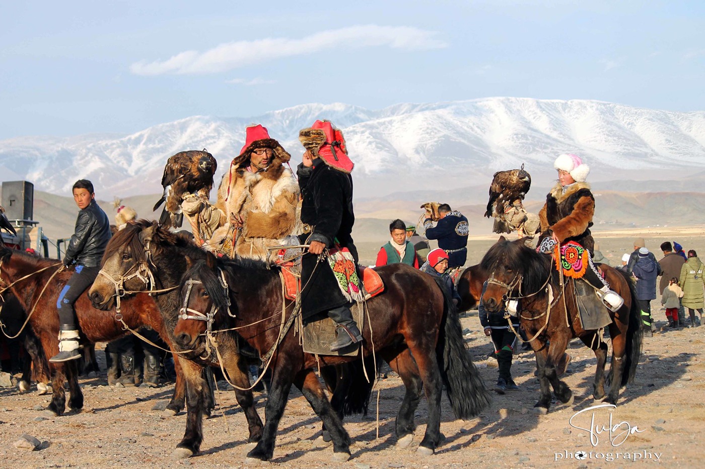 Golden Eagle Hunters & Gobi Desert Mongolia – Sunburst Studio Australia